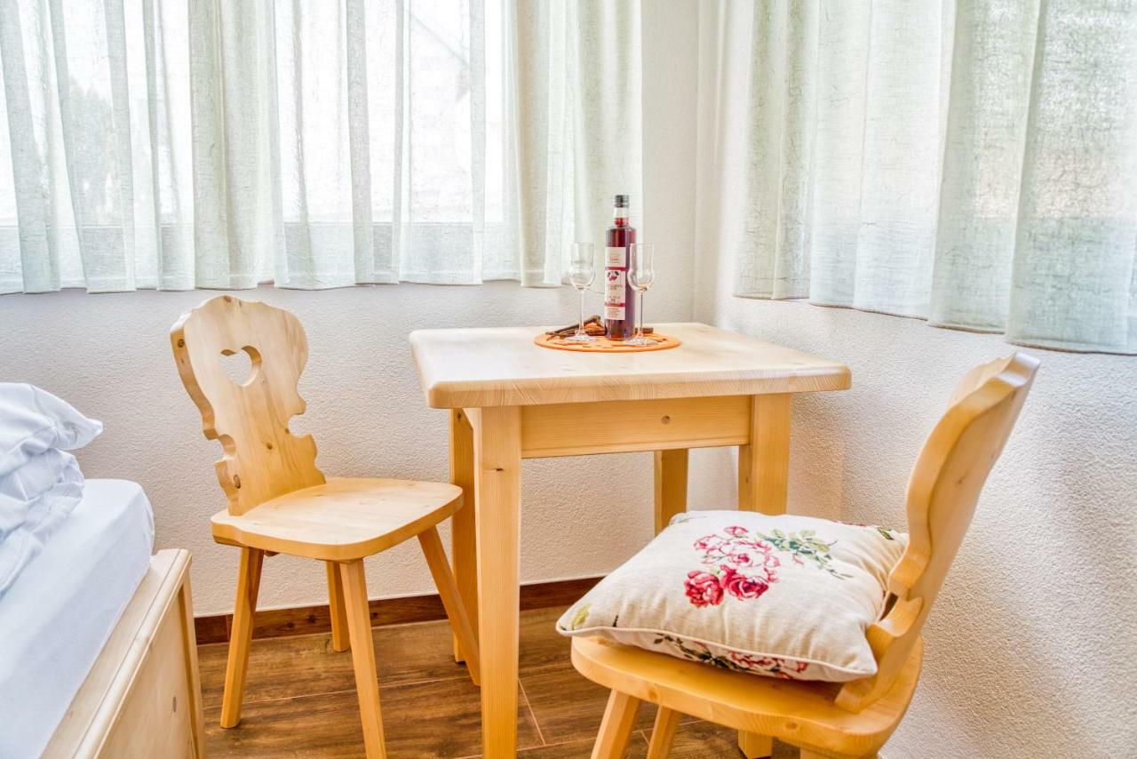 באד פרידריכסהל Gaestehaus Weingut Politschek מראה חיצוני תמונה